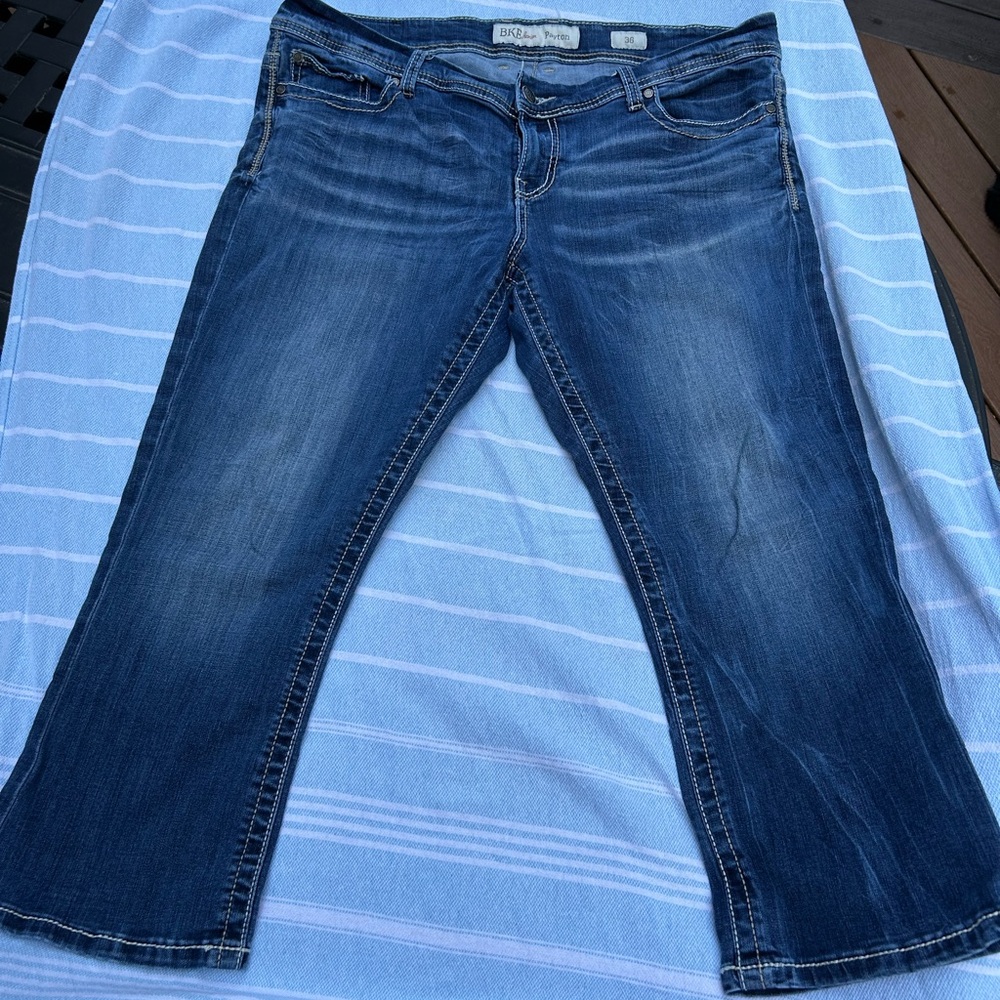 BKE Blue Boot Cut Capri Jeans with Subtle Fading